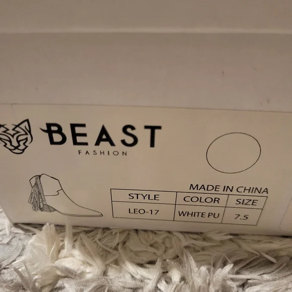 Beast Fringe Booties White 7.5 - Picture 3 of 5